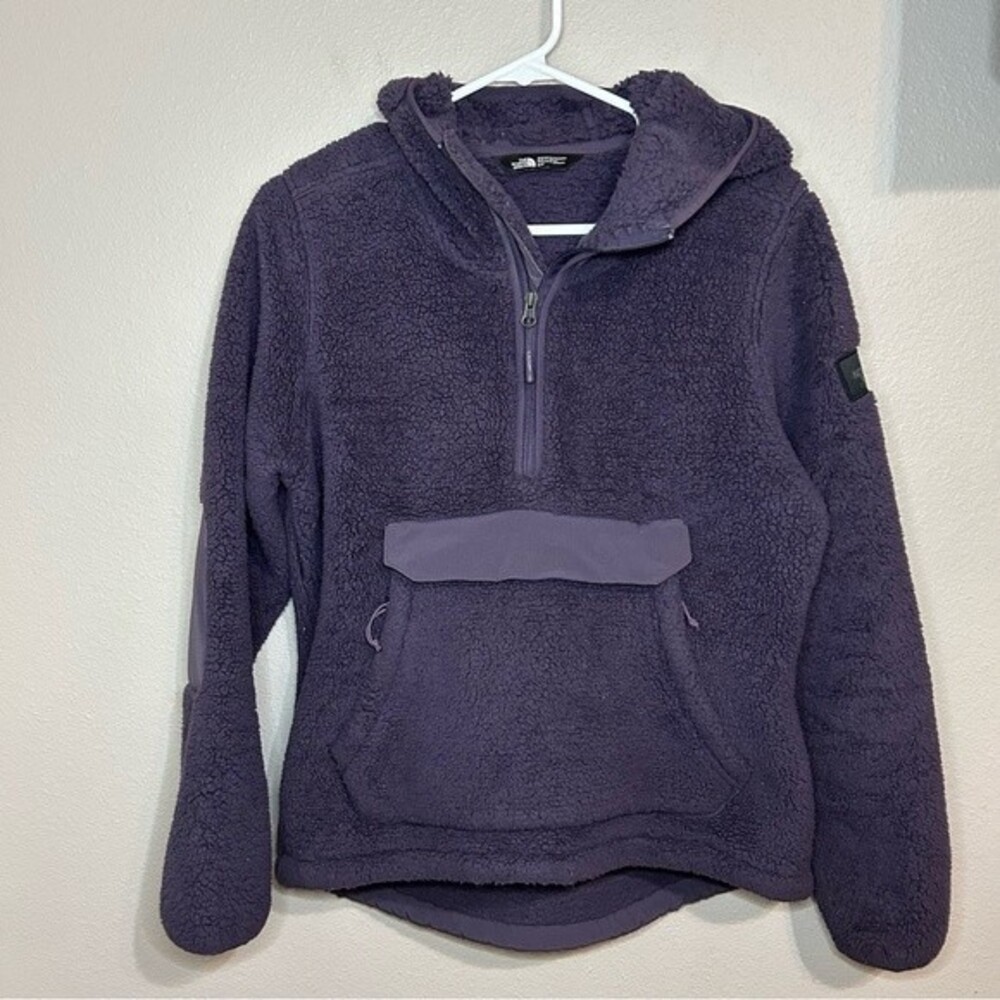 The North Face purple Campshire sherpa fleece pullover hoodie women’s size small